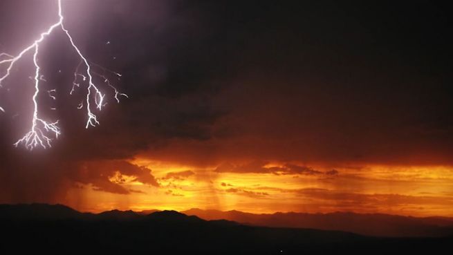 go to Faszinierende Natur: Gewitteraufnahmen aus Arizona